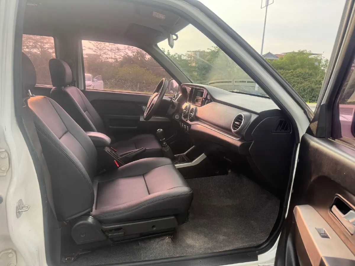 2018 Dongfeng RuiQi 2.5T 140HP L4 6MT,autocango,china used car exporter,china ev exporter,chinese used car exporter,chinese used ev exporter