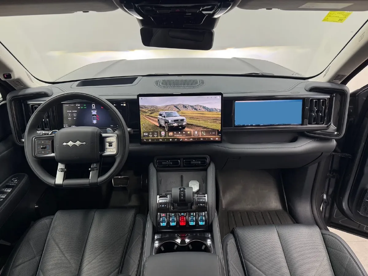 2025 FangChengBao Bao 5 1.5T 194HP L4 E-CVT PHEV 31.8KWH,autocango,china used car exporter,china ev exporter,chinese used car exporter,chinese used ev exporter