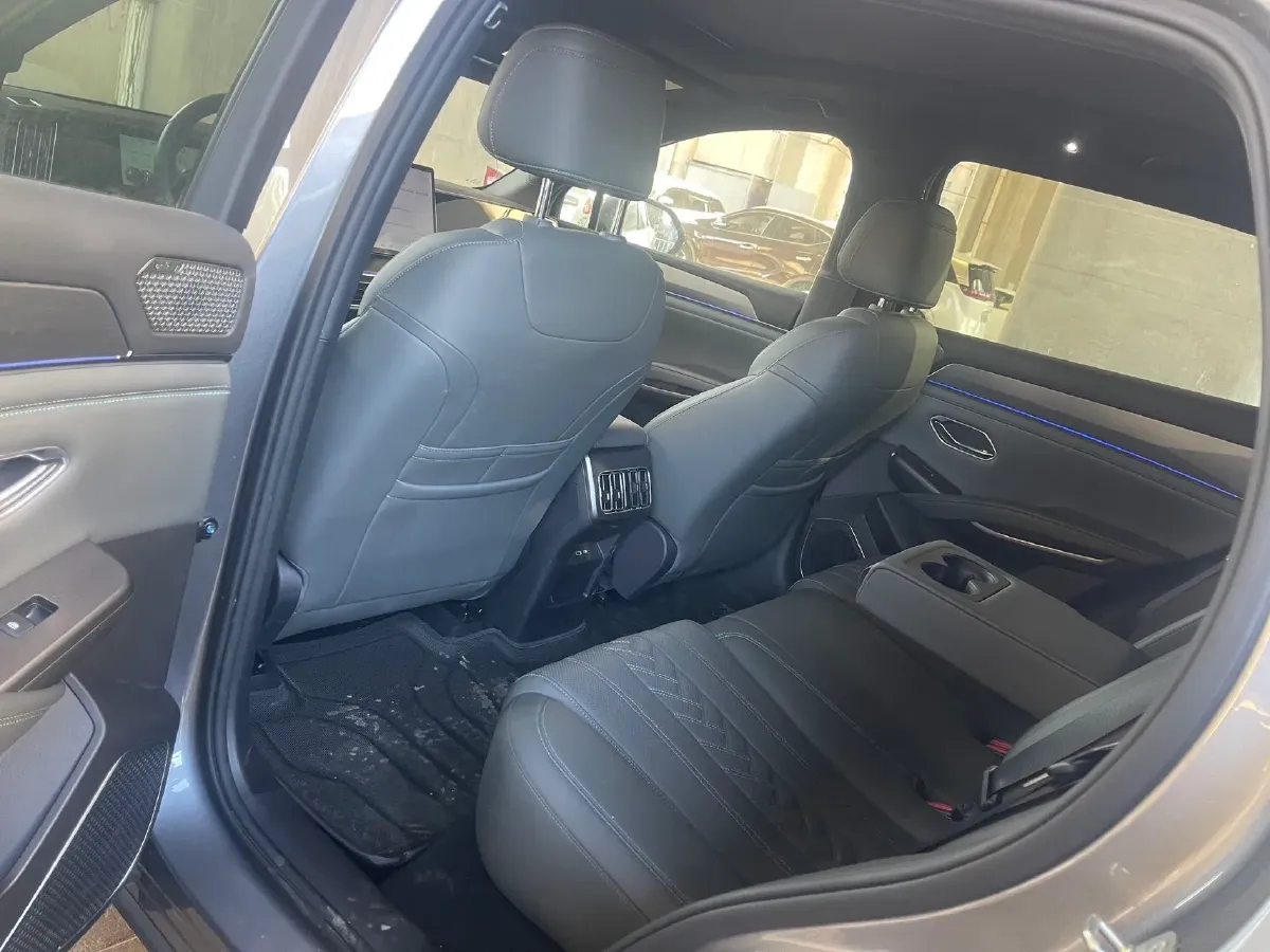 2025 BYD SongL DM-i 1.5L 101HP L4 E-CVT PHEV 26.6KWH,autocango,china used car exporter,china ev exporter,chinese used car exporter,chinese used ev exporter