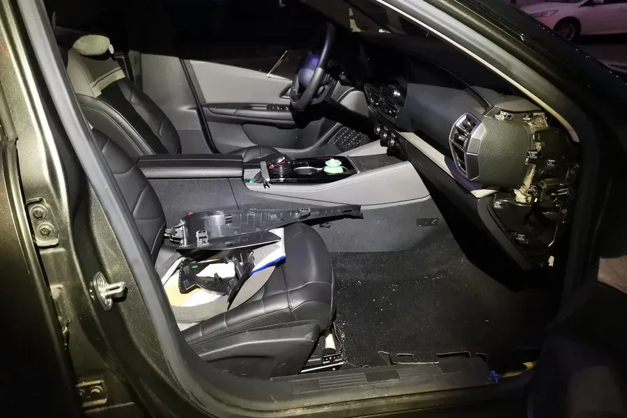 2022 Citroen C5 X 1.6T 175HP L4 8AT,autocango,china used car exporter,china ev exporter,chinese used car exporter,chinese used ev exporter