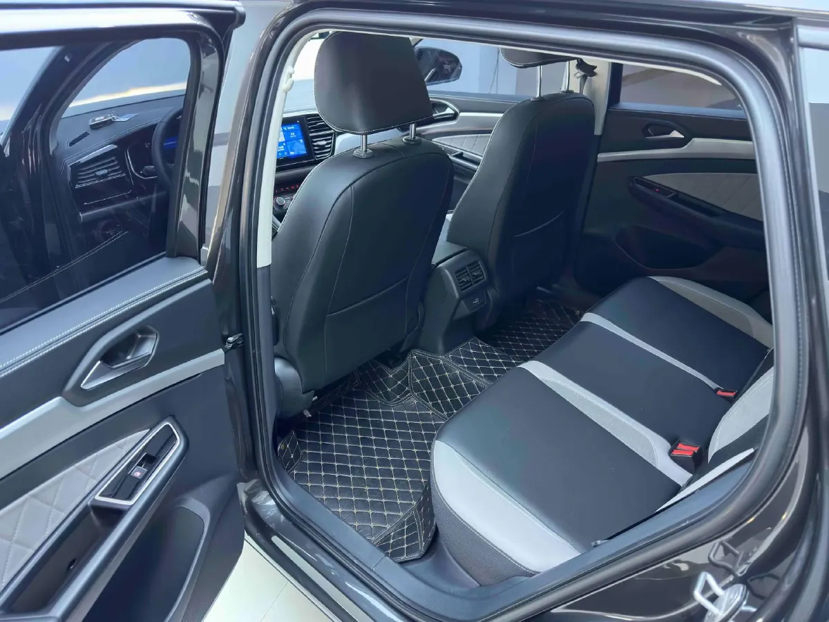 2022 Jetta VS5 1.4T 150HP L4 6AT,autocango,china used car exporter,china ev exporter,chinese used car exporter,chinese used ev exporter