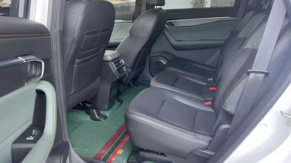 2023 Geely Okavango L 2.0T 218HP L4 7DCT,autocango,china used car exporter,china ev exporter,chinese used car exporter,chinese used ev exporter