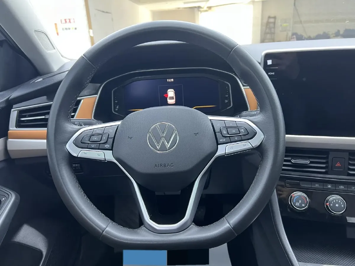 2023 Volkswagen Bora 1.2T 116HP L4 7DCT,autocango,china used car exporter,china ev exporter,chinese used car exporter,chinese used ev exporter