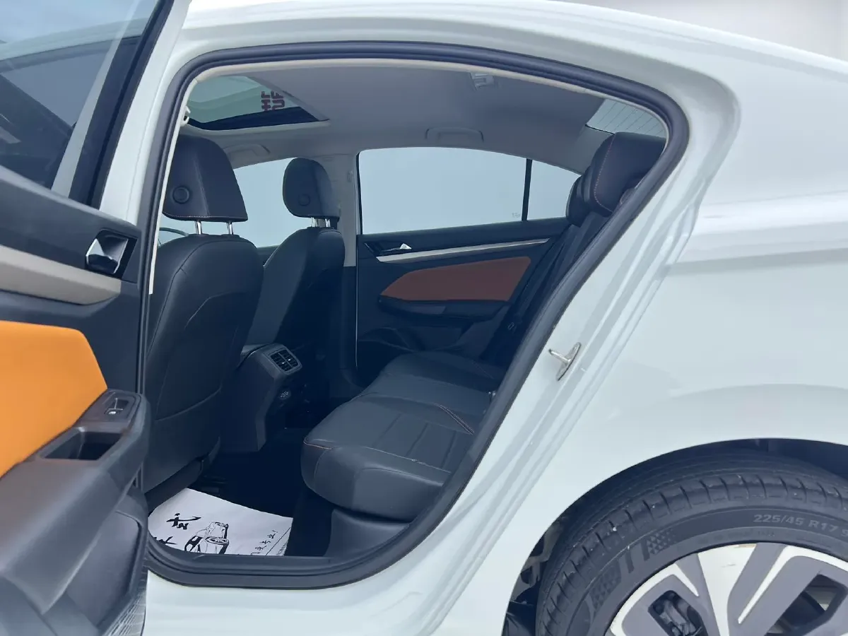 2023 Volkswagen Bora 1.2T 116HP L4 7DCT,autocango,china used car exporter,china ev exporter,chinese used car exporter,chinese used ev exporter