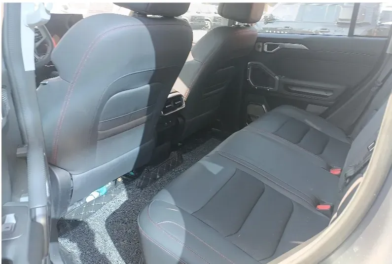 2024 Jetour Traveller 2.0T 254HP L4 7DCT,autocango,china used car exporter,china ev exporter,chinese used car exporter,chinese used ev exporter