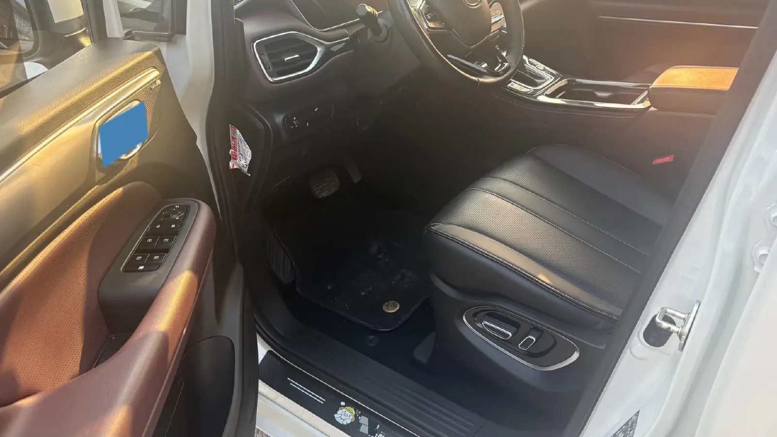 2023 GAC Trumpchi M6 1.5T 177HP L4 7DCT,autocango,china used car exporter,china ev exporter,chinese used car exporter,chinese used ev exporter