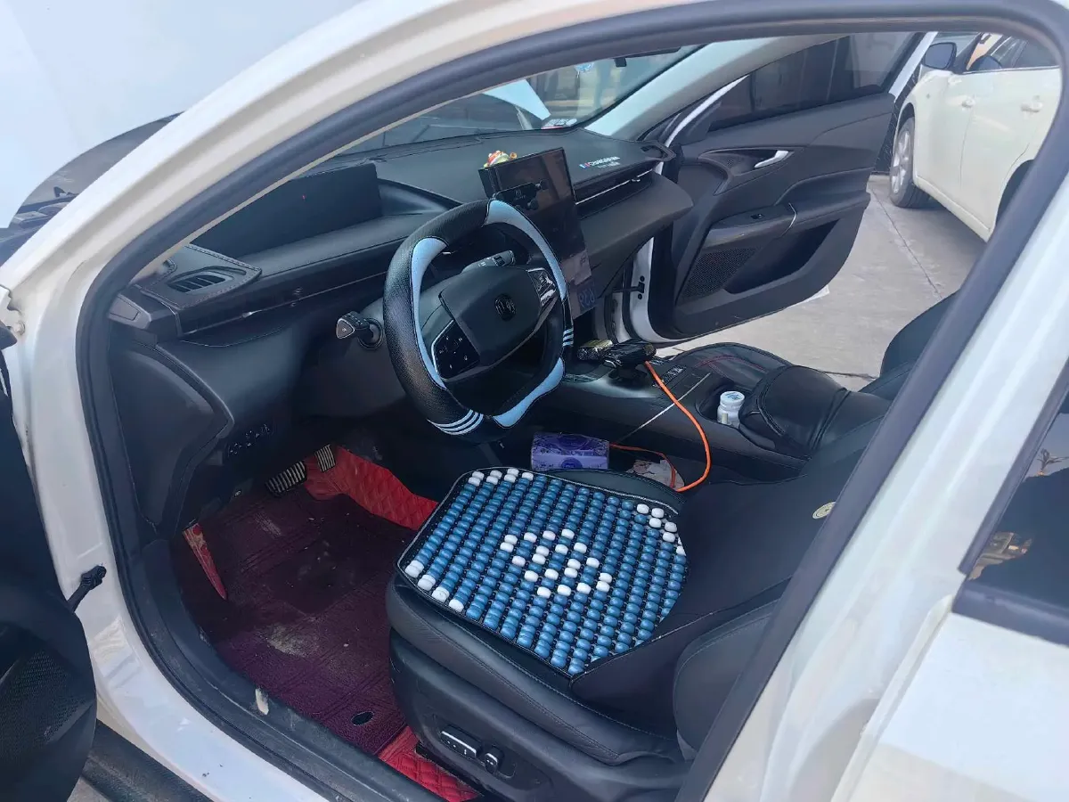 2023 ChangAn Oshan Z6 1.5T 188HP L4 7DCT,autocango,china used car exporter,china ev exporter,chinese used car exporter,chinese used ev exporter