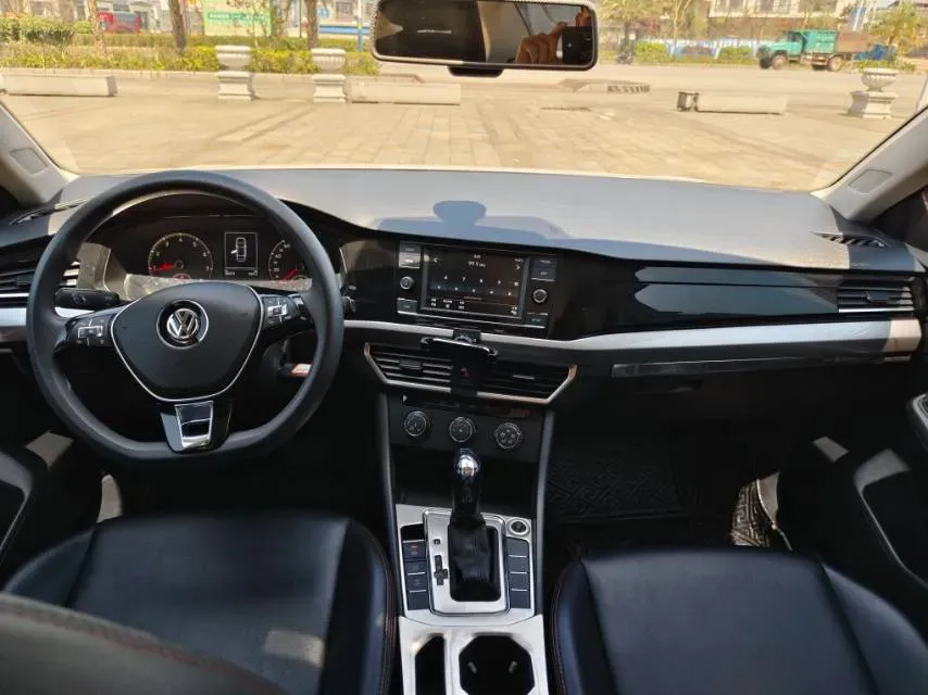 2020 Volkswagen Bora 1.5L 113HP L4 6AT,autocango,china used car exporter,china ev exporter,chinese used car exporter,chinese used ev exporter