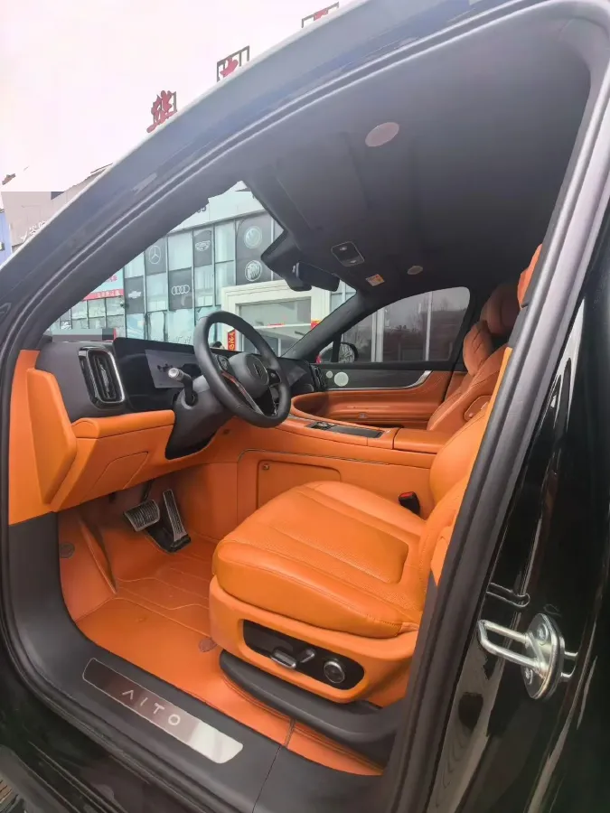 2024 AITO AITO M9 1.5T 152HP L4 REEV 42KWH,autocango,china used car exporter,china ev exporter,chinese used car exporter,chinese used ev exporter