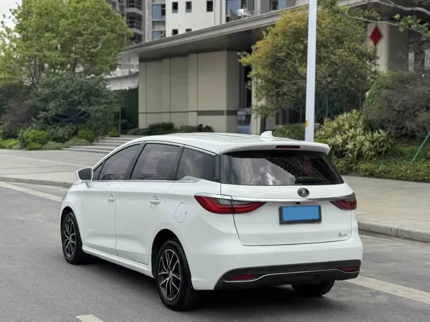 2017 BYD Song MAX 1.5T 154HP L4 6DCT,autocango,china used car exporter,china ev exporter,chinese used car exporter,chinese used ev exporter
