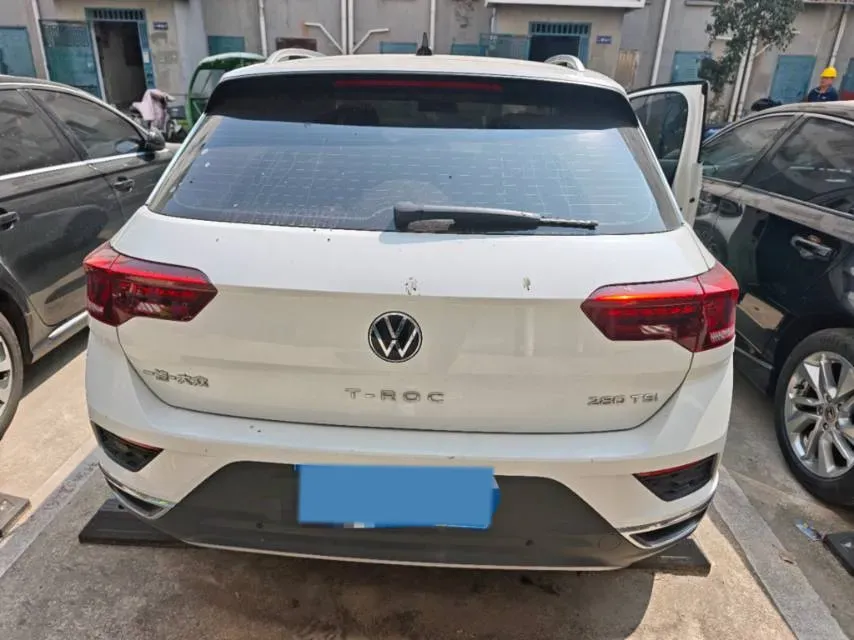 2022 Volkswagen T-Roc 1.4T 150HP L4 7DCT,autocango,china used car exporter,china ev exporter,chinese used car exporter,chinese used ev exporter