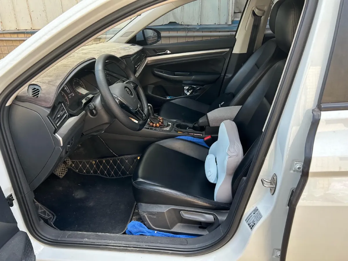 2021 Volkswagen Bora 1.5L 113HP L4 6AT,autocango,china used car exporter,china ev exporter,chinese used car exporter,chinese used ev exporter