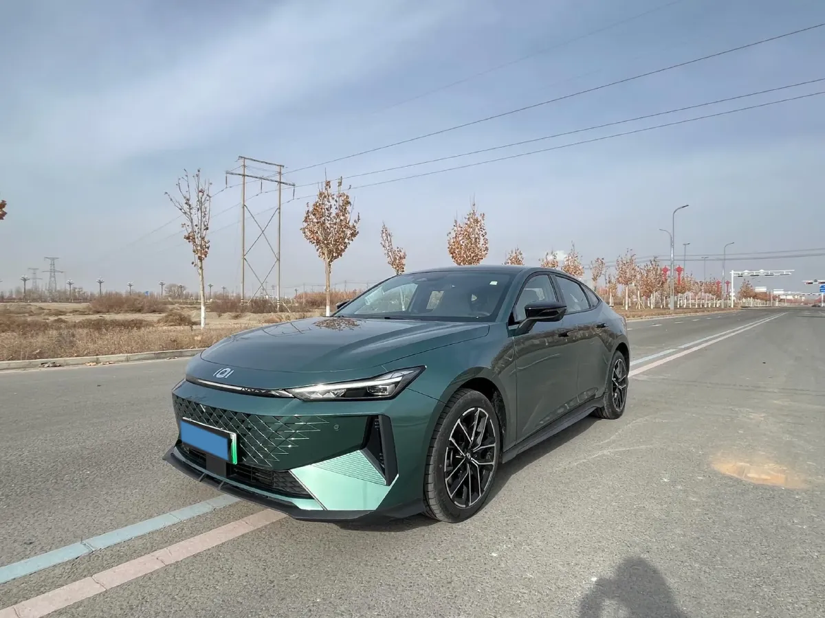 2023 MAXUS G50 1.5T 181HP L4 7DCT,autocango,china used car exporter,china ev exporter,chinese used car exporter,chinese used ev exporter