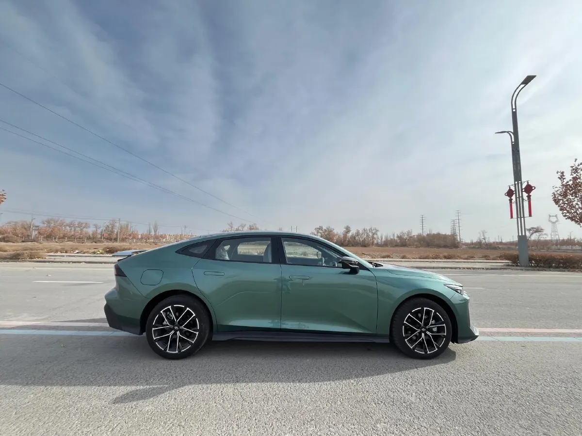 2023 MAXUS G50 1.5T 181HP L4 7DCT,autocango,china used car exporter,china ev exporter,chinese used car exporter,chinese used ev exporter