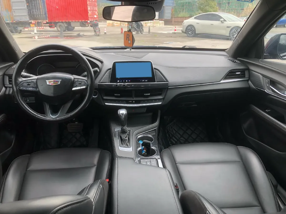 2021 Cadillac CT4 2.0T 237HP L4 8AT,autocango,china used car exporter,china ev exporter,chinese used car exporter,chinese used ev exporter