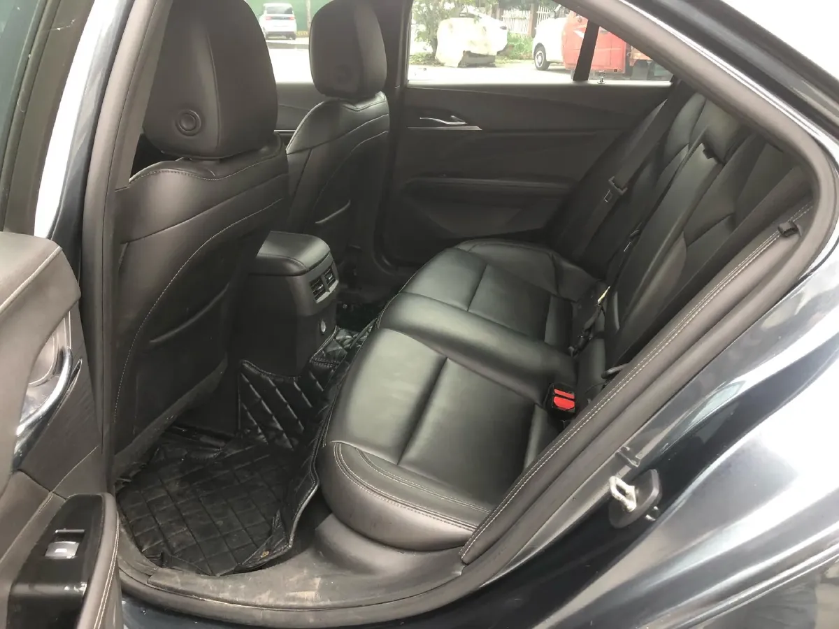 2021 Cadillac CT4 2.0T 237HP L4 8AT,autocango,china used car exporter,china ev exporter,chinese used car exporter,chinese used ev exporter