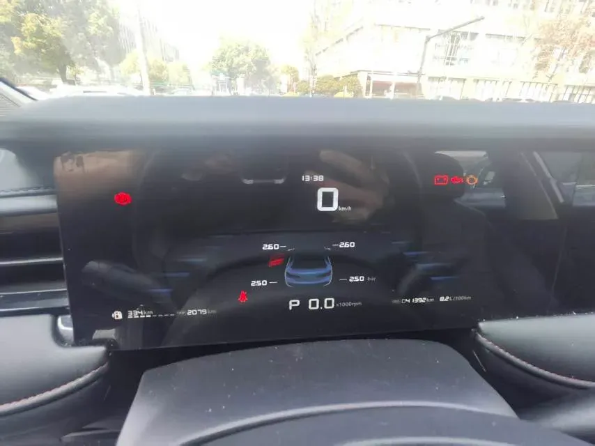 2023 Roewe i5 1.5L 129HP L4 CVT,autocango,china used car exporter,china ev exporter,chinese used car exporter,chinese used ev exporter