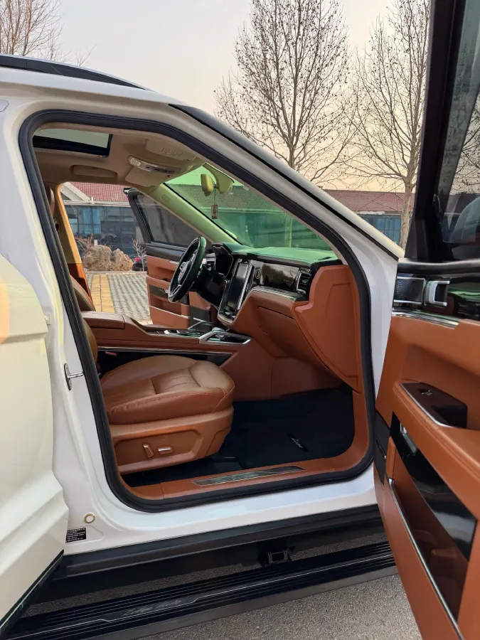 2017 Zotye T700 1.8T 177HP L4 6DCT,autocango,china used car exporter,china ev exporter,chinese used car exporter,chinese used ev exporter