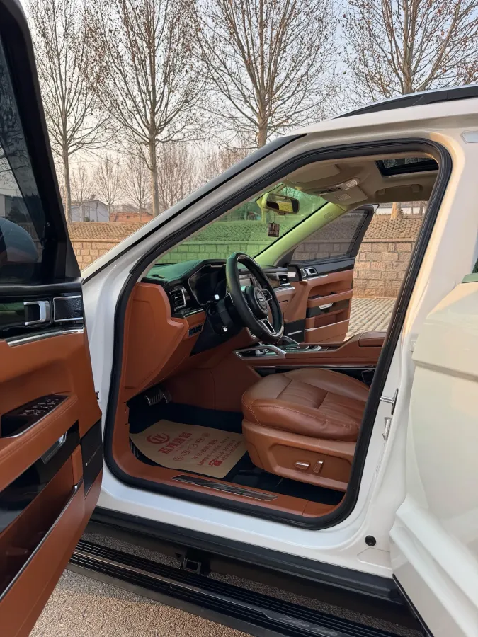 2017 Zotye T700 1.8T 177HP L4 6DCT,autocango,china used car exporter,china ev exporter,chinese used car exporter,chinese used ev exporter