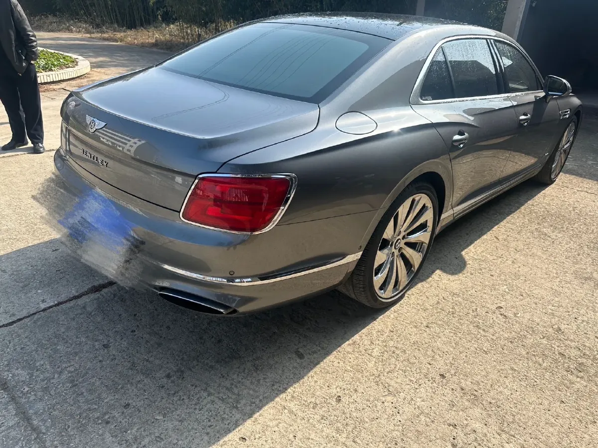 2020 Bentley Flying Spur 6.0T 635HP W12 8DCT,autocango,china used car exporter,china ev exporter,chinese used car exporter,chinese used ev exporter