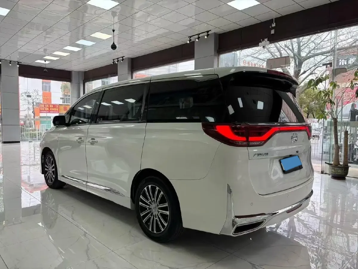 2021 GAC Trumpchi M8 2.0T 252HP L4 8AT,autocango,china used car exporter,china ev exporter,chinese used car exporter,chinese used ev exporter