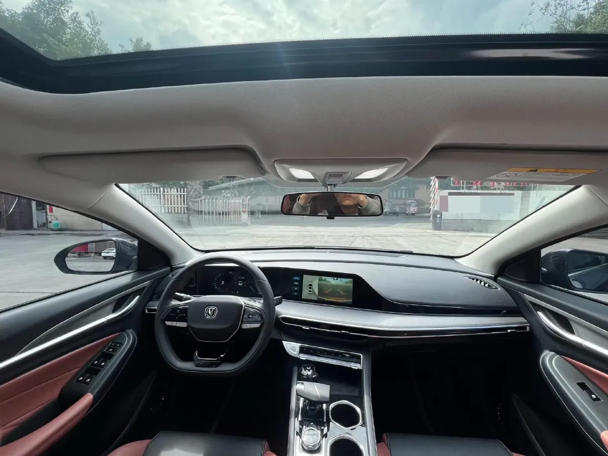 2025 ChangAn Eado 1.4T 160HP L4 7DCT,autocango,china used car exporter,china ev exporter,chinese used car exporter,chinese used ev exporter