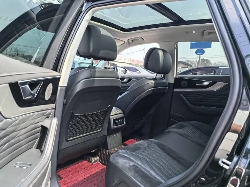 2022 HongQi HS5 2.0T 224HP L4 6AT,autocango,china used car exporter,china ev exporter,chinese used car exporter,chinese used ev exporter