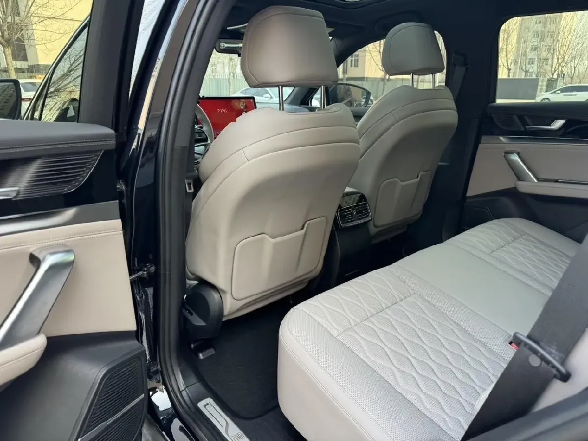 2025 BYD Tang 1.5T 156HP L4 E-CVT PHEV 21.504KWH,autocango,china used car exporter,china ev exporter,chinese used car exporter,chinese used ev exporter