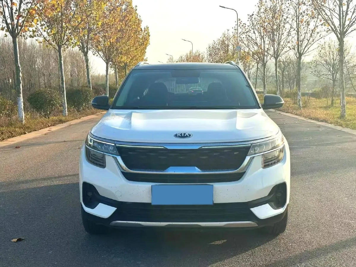 2023 Kia Seltos 1.5L 115HP L4 CVT,autocango,china used car exporter,china ev exporter,chinese used car exporter,chinese used ev exporter