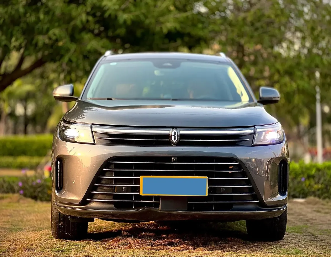 2022 Volvo S60 2.0T 197HP L4 8AT,autocango,china used car exporter,china ev exporter,chinese used car exporter,chinese used ev exporter