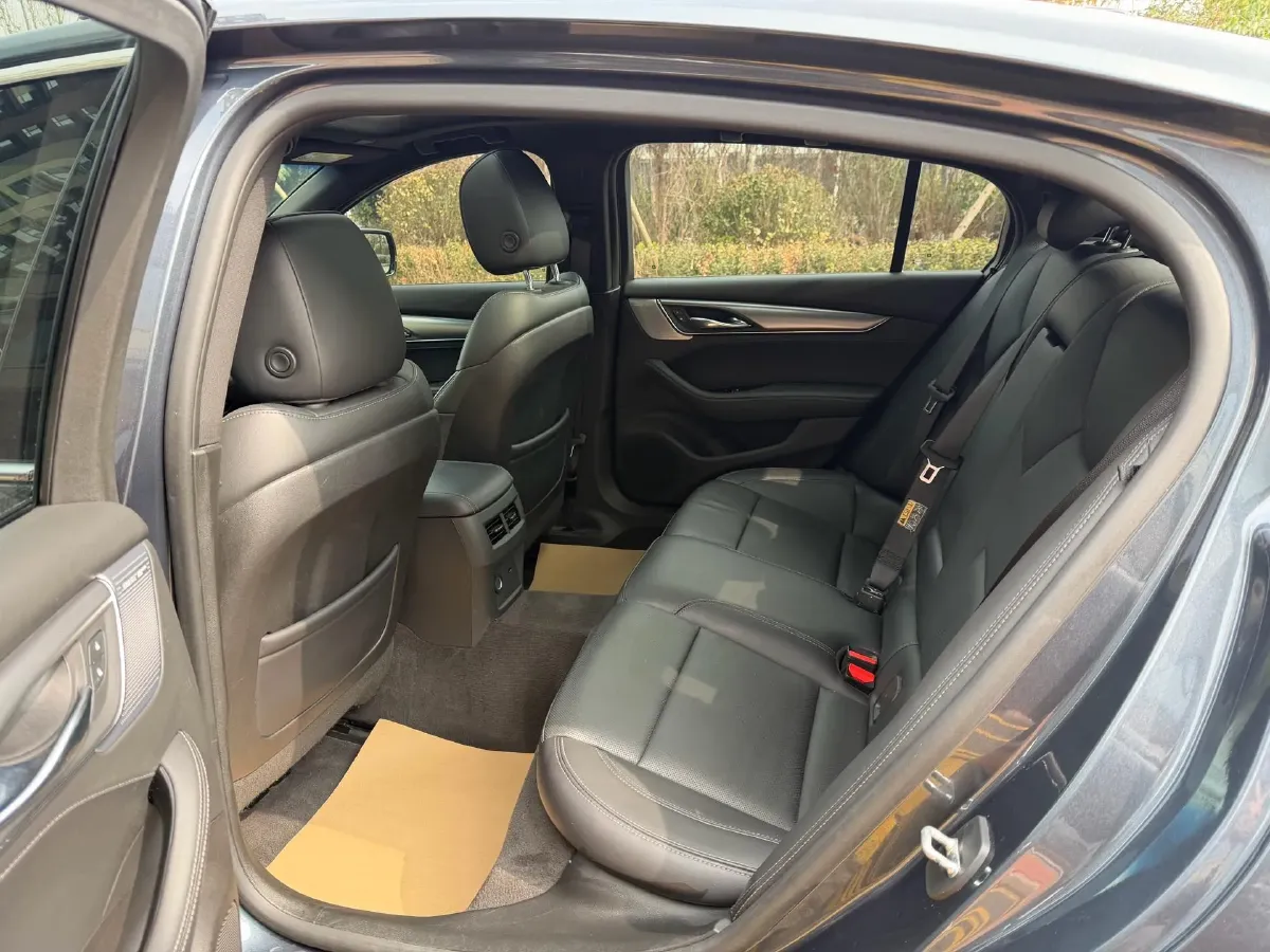 2022 Cadillac CT5 2.0T 237HP L4 10AT,autocango,china used car exporter,china ev exporter,chinese used car exporter,chinese used ev exporter