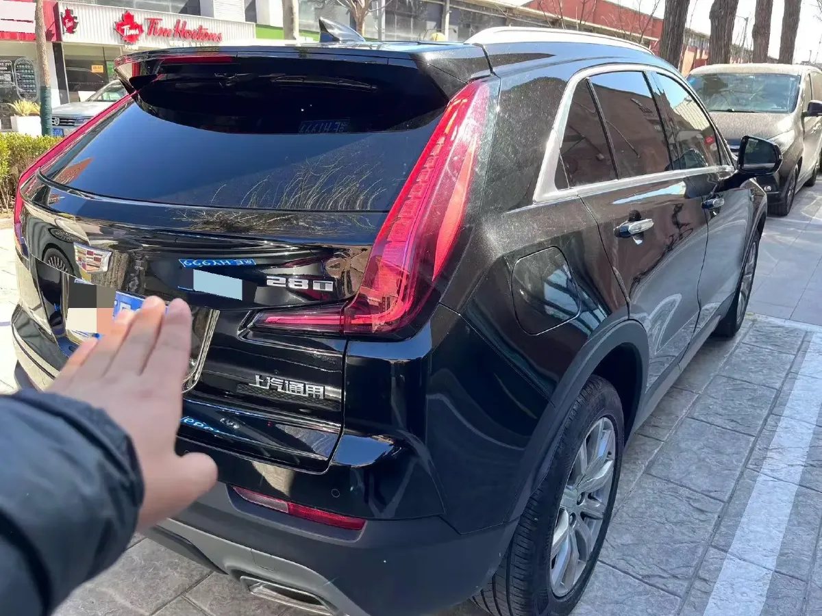 2021 Cadillac XT4 2.0T 237HP L4 9AT,autocango,china used car exporter,china ev exporter,chinese used car exporter,chinese used ev exporter
