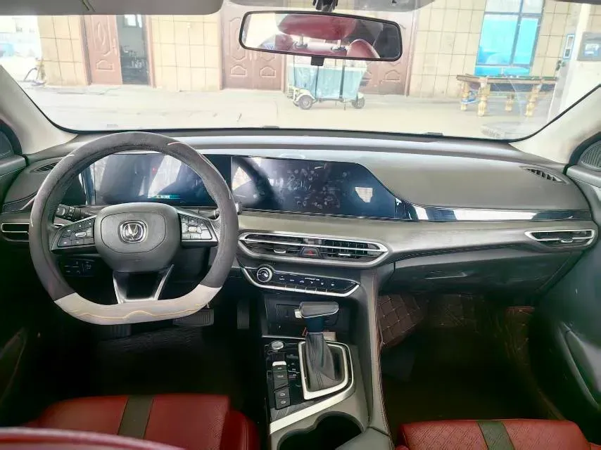 2021 ChangAn Eado 1.4T 160HP L4 7DCT,autocango,china used car exporter,china ev exporter,chinese used car exporter,chinese used ev exporter