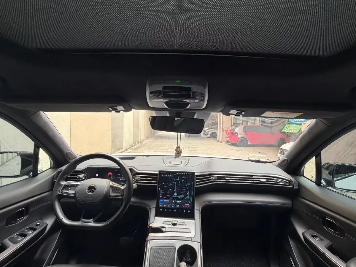 2019 NIO ES6 BEV 70KWH,autocango,china used car exporter,china ev exporter,chinese used car exporter,chinese used ev exporter