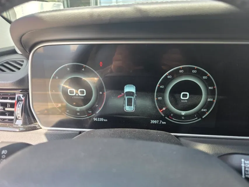 2022 HongQi HS5 2.0T 224HP L4 6AT,autocango,china used car exporter,china ev exporter,chinese used car exporter,chinese used ev exporter