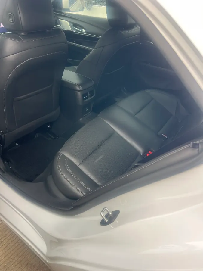 2021 Cadillac CT4 2.0T 237HP L4 8AT,autocango,china used car exporter,china ev exporter,chinese used car exporter,chinese used ev exporter