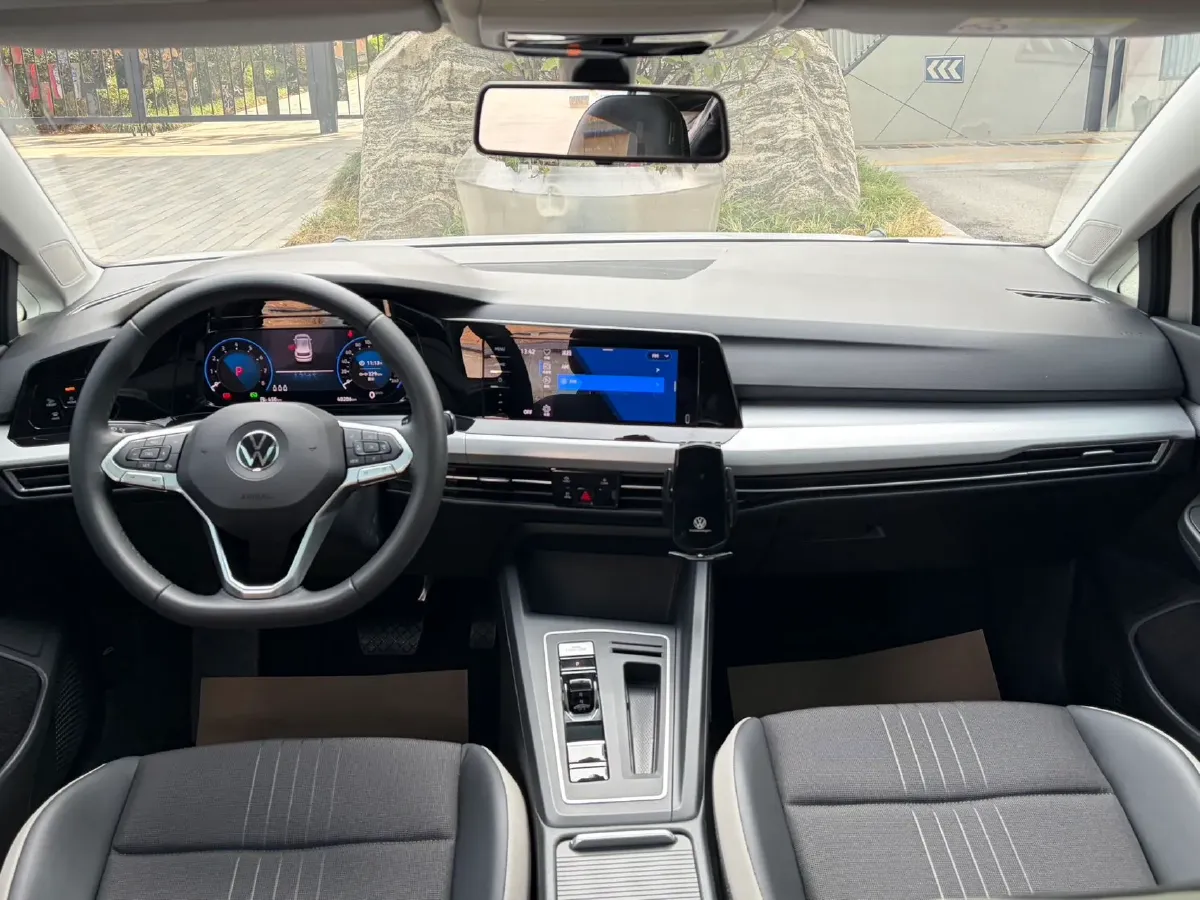 2021 Volkswagen Golf 1.4T 150HP L4 7DCT,autocango,china used car exporter,china ev exporter,chinese used car exporter,chinese used ev exporter