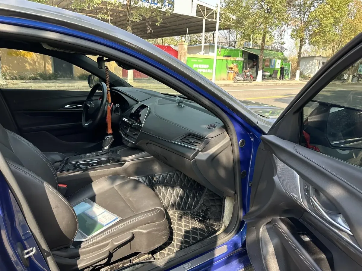 2020 Cadillac CT4 2.0T 237HP L4 8AT,autocango,china used car exporter,china ev exporter,chinese used car exporter,chinese used ev exporter