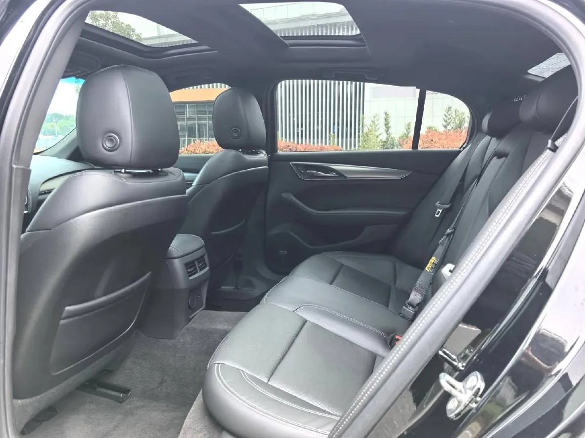 2022 Cadillac CT5 2.0T 237HP L4 10AT,autocango,china used car exporter,china ev exporter,chinese used car exporter,chinese used ev exporter