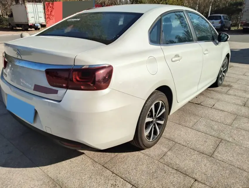 2018 Citroen C4 C-Quatre 1.6L 117HP L4 5MT,autocango,china used car exporter,china ev exporter,chinese used car exporter,chinese used ev exporter