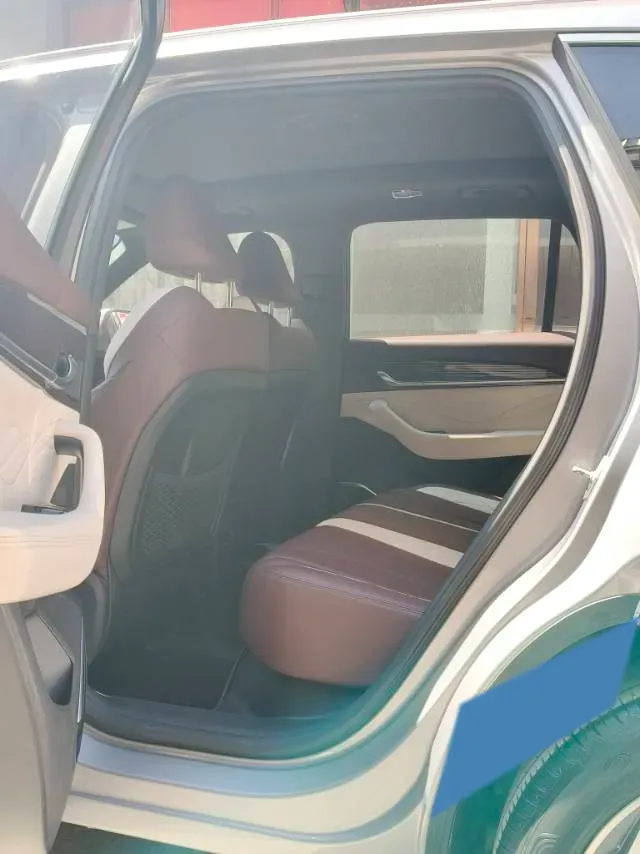 2021 Geely Monjaro 2.0T 218HP L4 7DCT,autocango,china used car exporter,china ev exporter,chinese used car exporter,chinese used ev exporter