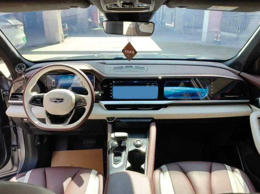 2021 Geely Monjaro 2.0T 218HP L4 7DCT,autocango,china used car exporter,china ev exporter,chinese used car exporter,chinese used ev exporter