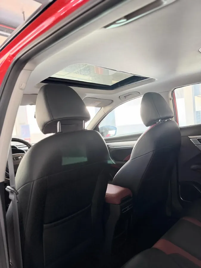 2021 Geely Coolray 1.4T 141HP L4 6DCT,autocango,china used car exporter,china ev exporter,chinese used car exporter,chinese used ev exporter