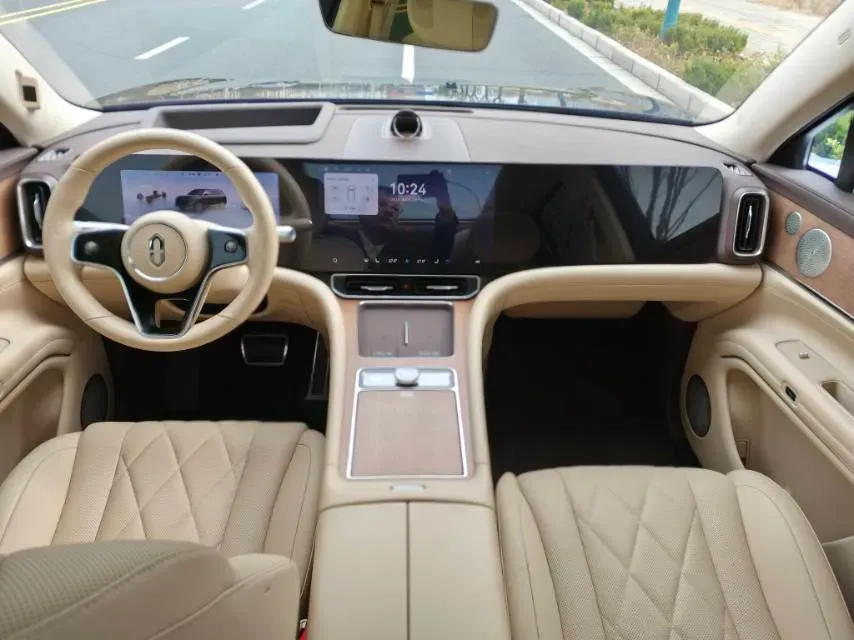 2024 AITO AITO M9 1.5T 152HP L4 REEV 42KWH,autocango,china used car exporter,china ev exporter,chinese used car exporter,chinese used ev exporter