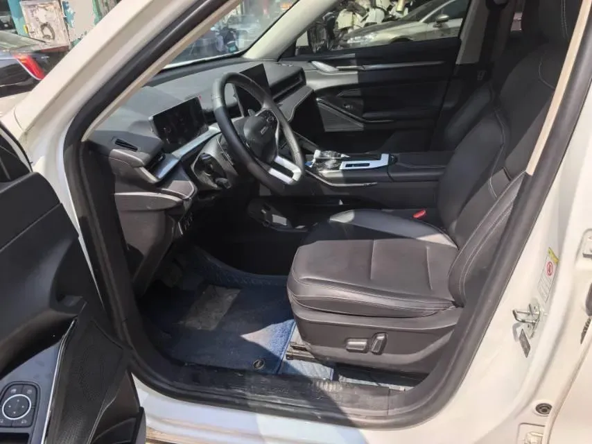 2021 Haval H6 1.5T 169HP L4 7DCT,autocango,china used car exporter,china ev exporter,chinese used car exporter,chinese used ev exporter