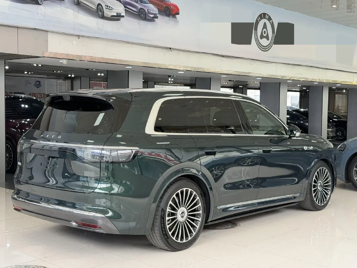 2025 AITO AITO M8 REEV 160HP REEV 53.4KWH,autocango,china used car exporter,china ev exporter,chinese used car exporter,chinese used ev exporter