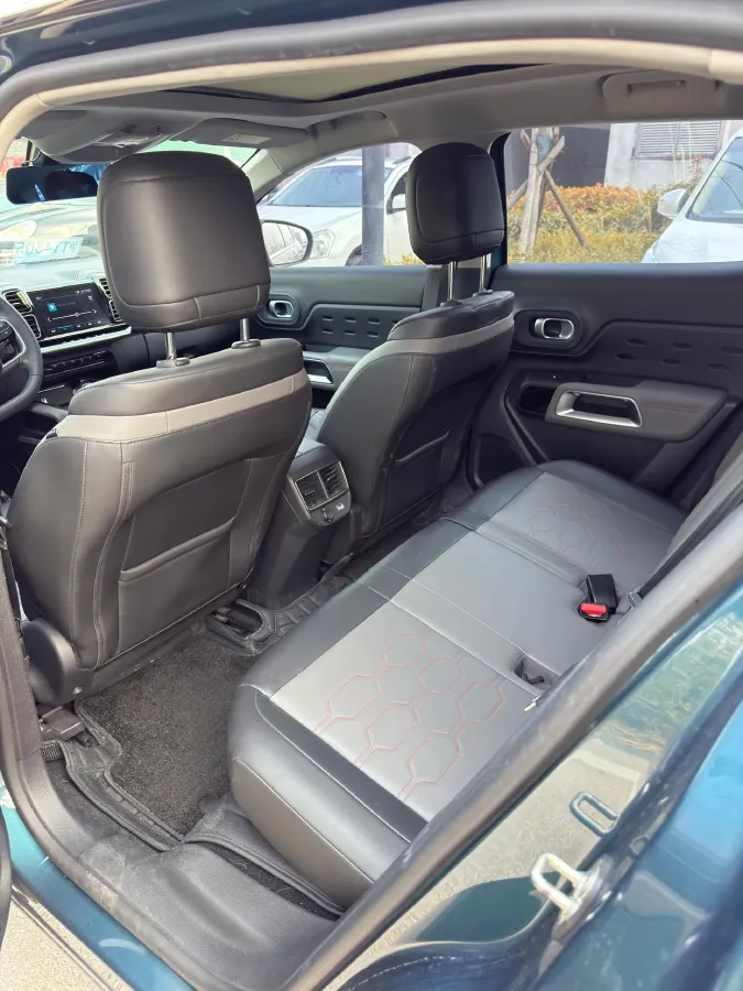 2020 Citroen C5 Aircross 1.6T 170HP L4 6AT,autocango,china used car exporter,china ev exporter,chinese used car exporter,chinese used ev exporter