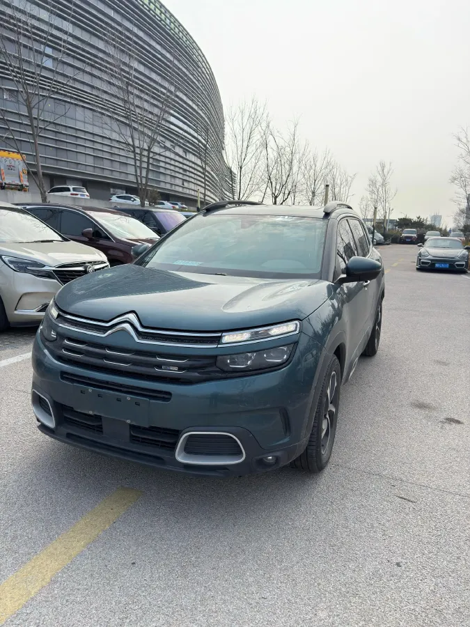 2020 Citroen C5 Aircross 1.6T 170HP L4 6AT,autocango,china used car exporter,china ev exporter,chinese used car exporter,chinese used ev exporter