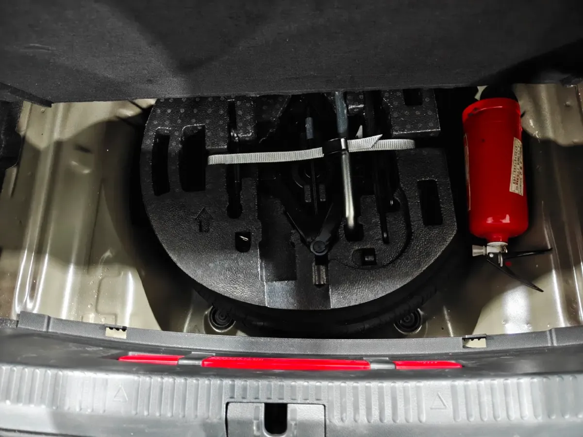 2025 Skoda Superb 1.4T 150HP L4 7DCT,autocango,china used car exporter,china ev exporter,chinese used car exporter,chinese used ev exporter