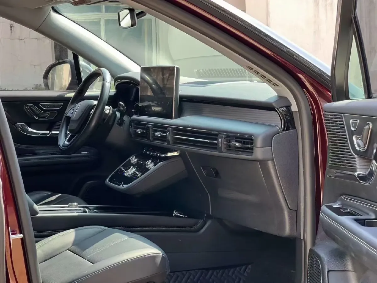 2020 Lincoln Corsair 2.0T 245HP L4 8AT,autocango,china used car exporter,china ev exporter,chinese used car exporter,chinese used ev exporter